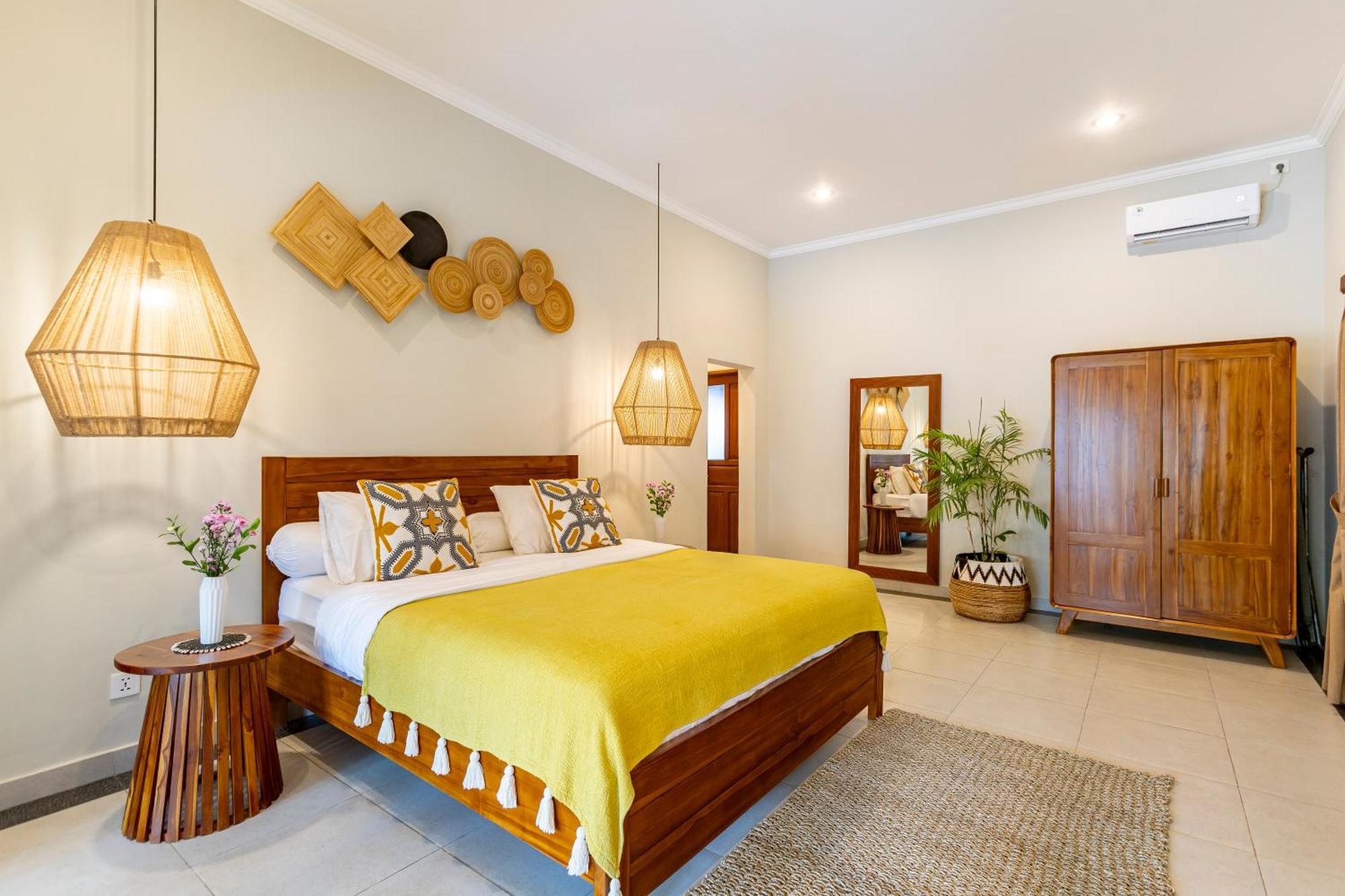 Viona 3 - 3 Bdr Villa, Walk To The Villa Seminyak (Bali)